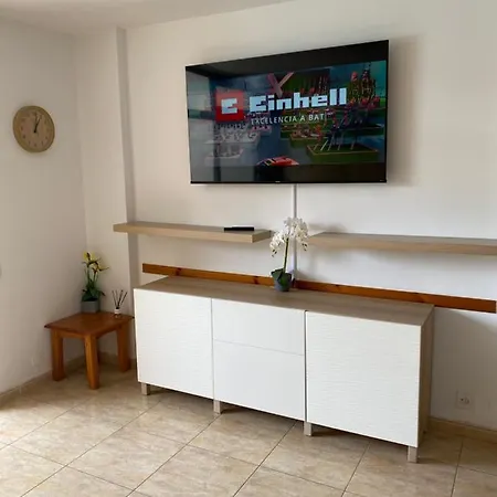 Modern 1 Playa Del Ingles アパートホテル 4*